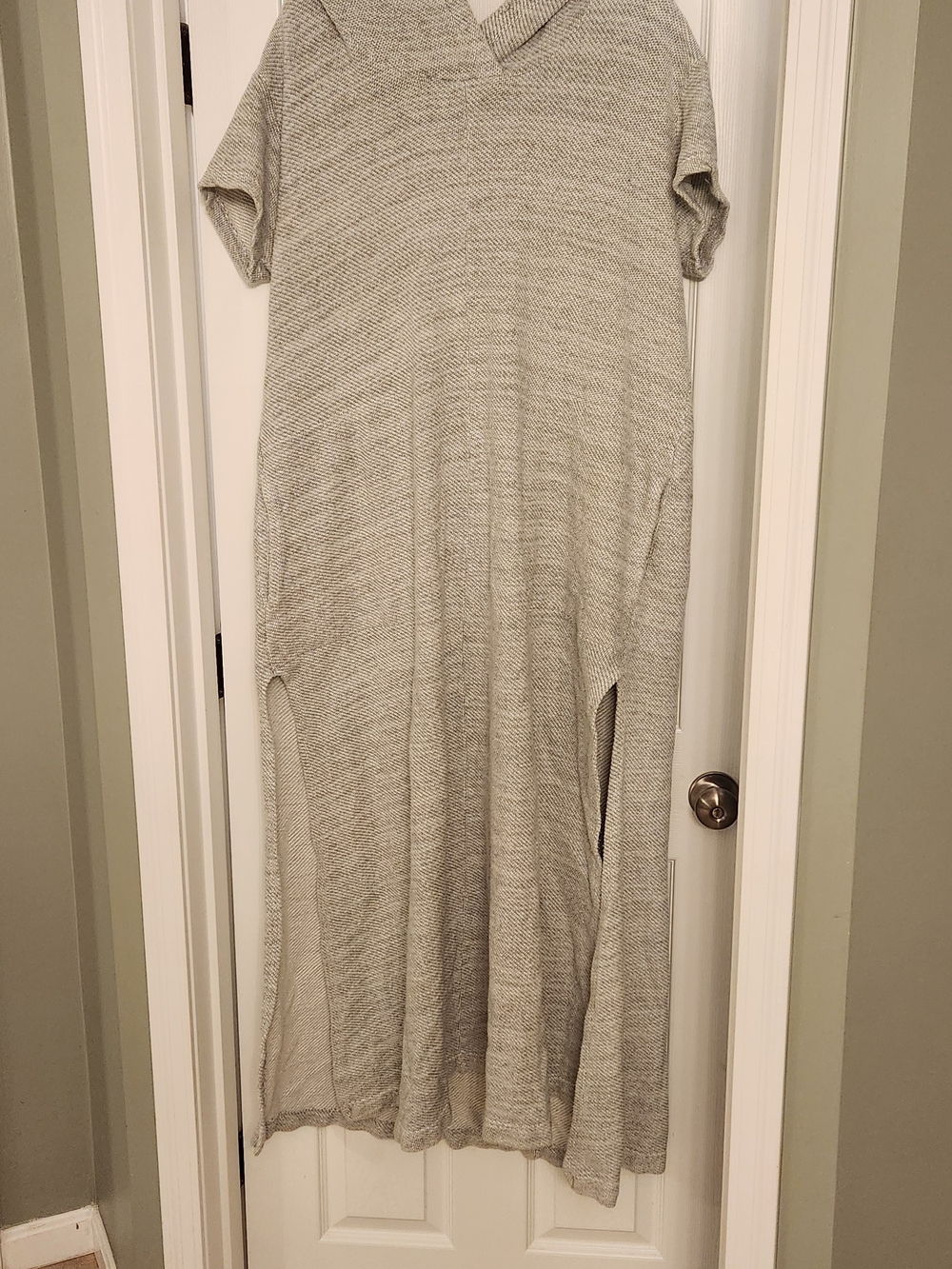 We The Free Heather Gray V‑Neck Short Sleeve Maxi Dress